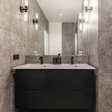 Apartment Spacious Air-conditioned In Bastille, 11th *