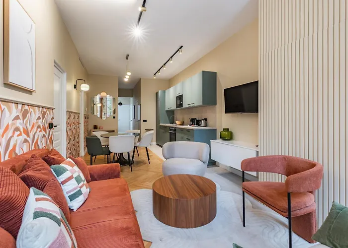 Spacious Air-conditioned In Bastille, 11th Lejlighed
